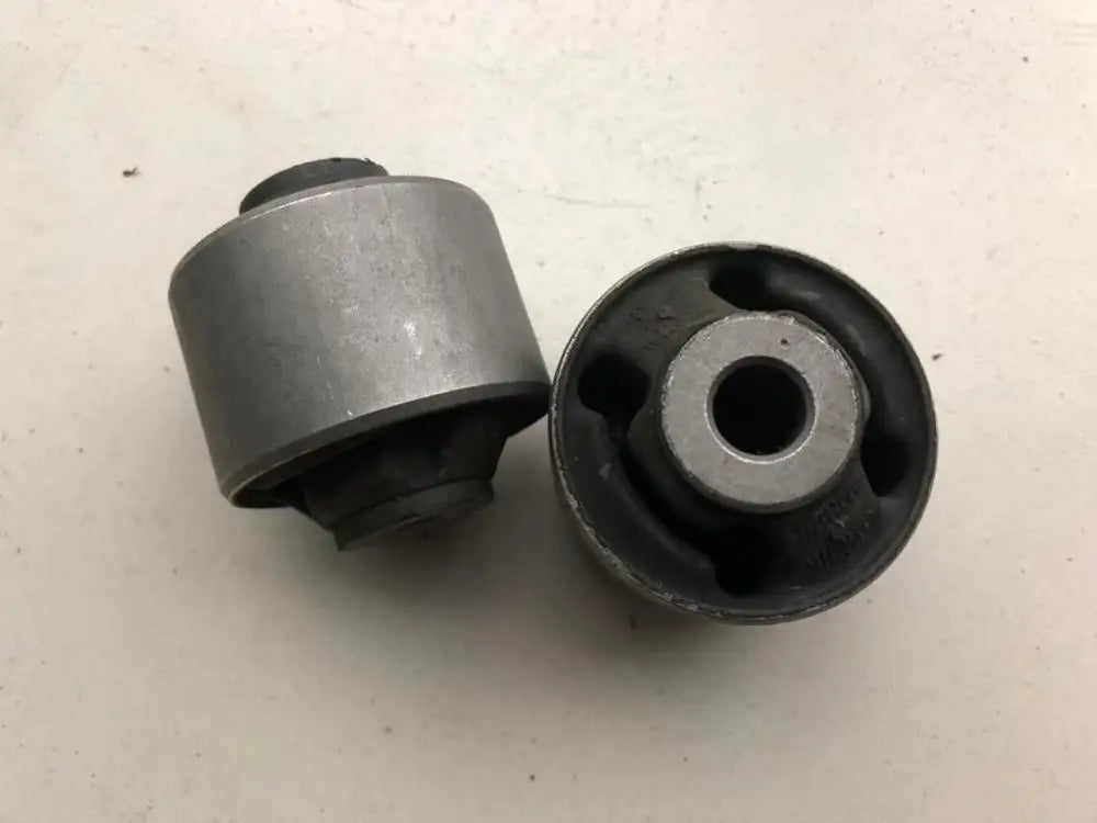 original (2pcs/kit) Control Arm bushing for Chinese ROEWE 350 MG5 Auto car motor parts 50006098 high quality sayaragear