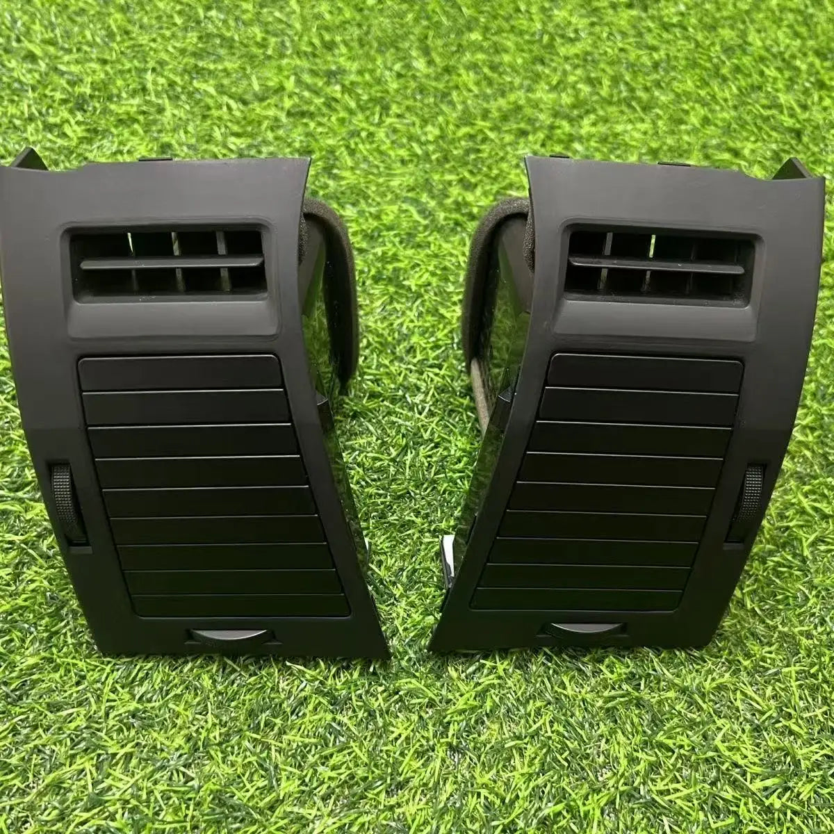 HAOCHEN Interior Car Accessories Air Outlet Vent For Toyota Mark X Reiz X120 2005-2008 Car Styling Auto Parts sayaragear