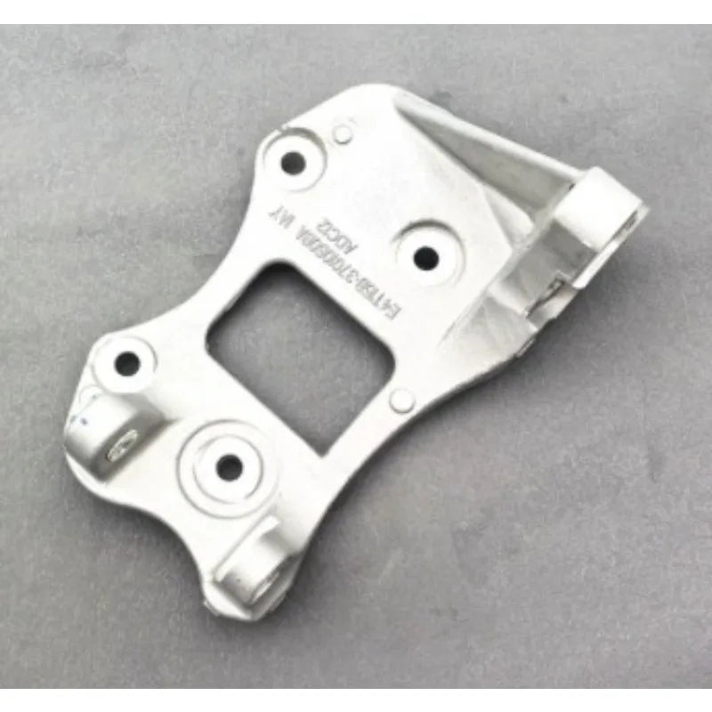 E4T15B-3701050BA 1pc Generator Bracket Assembly for Chery Jetour X70 X70S X70M X70plus X90 X95 Dashing sayaragear
