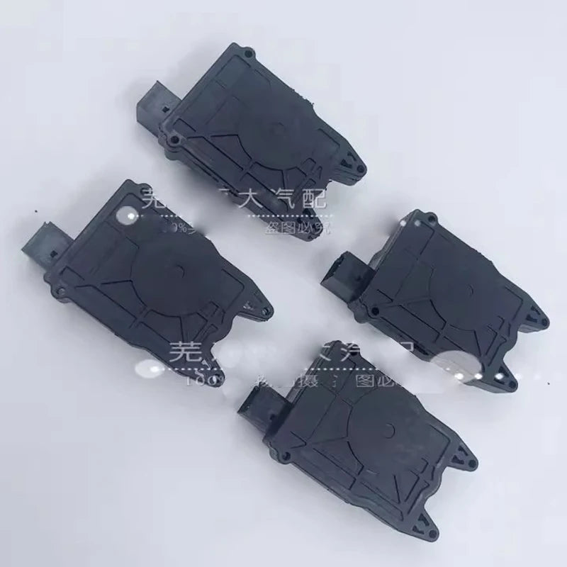1PCS Door Central Lock Block for Chery QQ Sweet QQ6 QQ3 A1 Kimo Car Accessories S11-6105350 S11-6105360 S11-6205350 S11-6205360 sayaragear