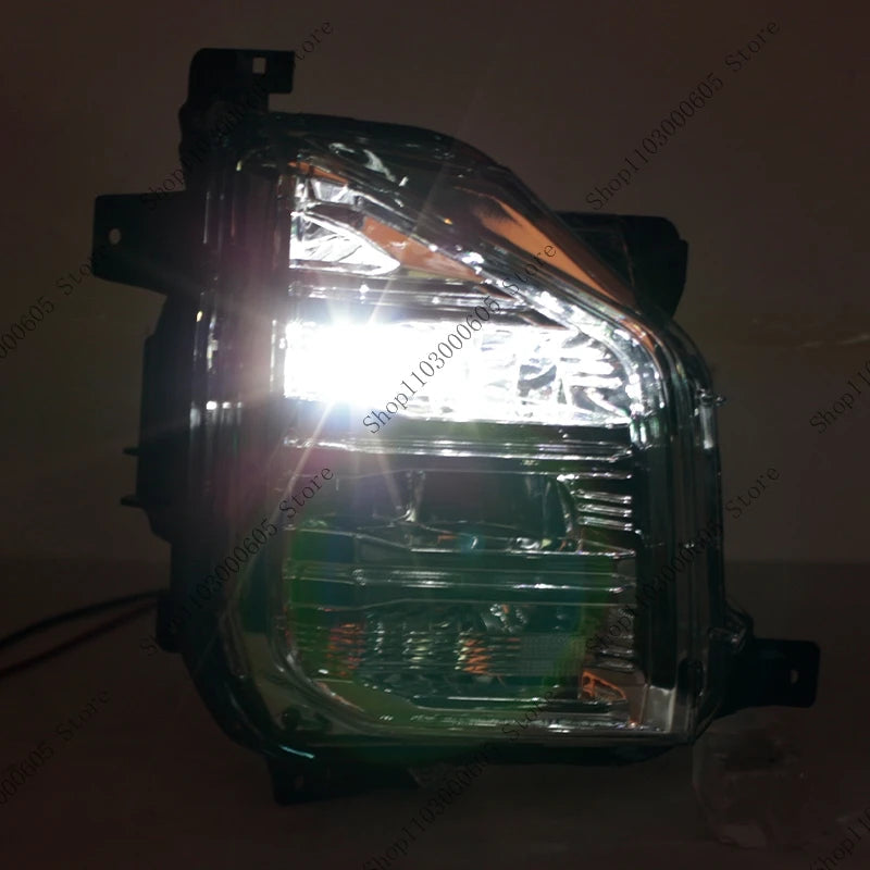 For Pajero Montero Sport 2020 2021-2024 Auto Parts Front Bumper Fog Light Assembly Daytime Running Light Turn Signal 8315A077 sayaragear