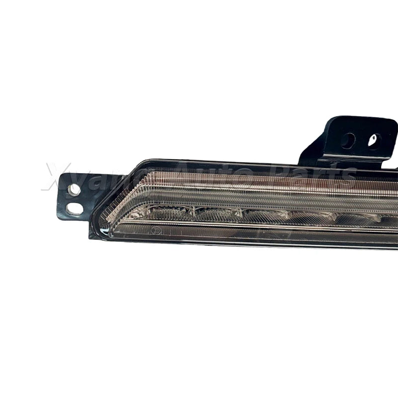For Hongqi HS5 2019-2023 Rear Bumper Middle Fog Light Brake Light Fog Lamp Warning Lamp Foglight Foglamp  3716130DD01 sayaragear