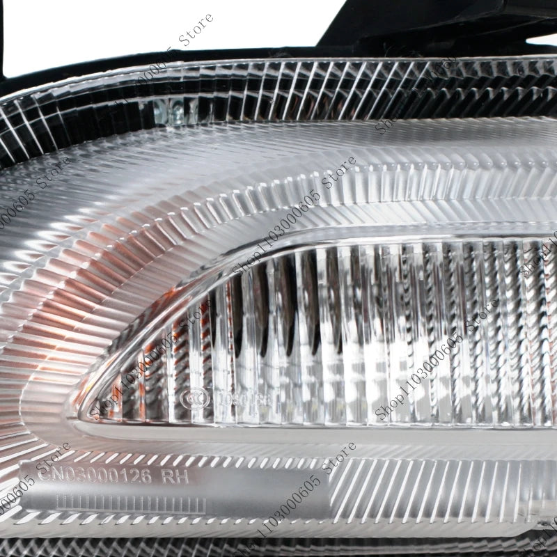 For Jeep Renegade 2015-2018 Car Front Bumper Fog Light Assembly Turn Light Auto Accessories Front Fog Light 68256431AA68256432AA - sayaragear