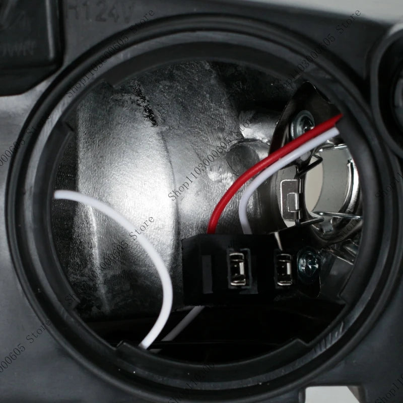 For Volvo FH16 FH/FM Truck Accessories Front Turn Signal Fog Light Assembly Lighting Signal Light European21221152 21221151 - sayaragear