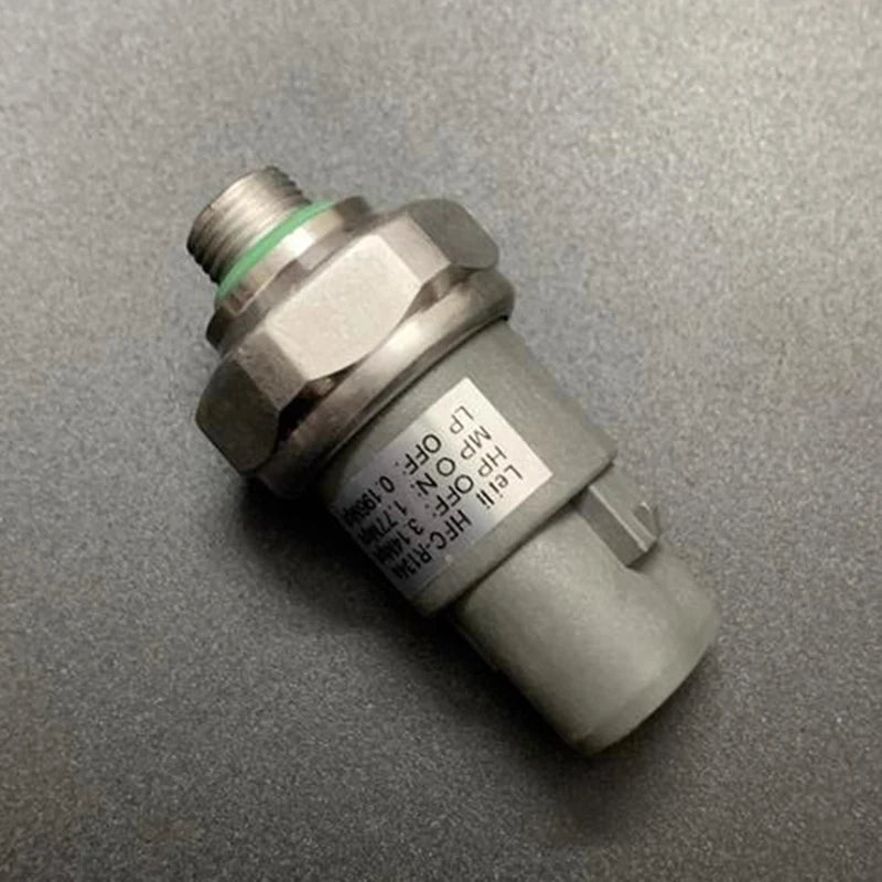 A/C Pressuer Switch Assy for BYD F3 F3R G3 G3R L3 S6 S7 G6 E6 F3DM SURUI Air Conditioning Pressure Valve Sensor  F3-8108039 sayaragear