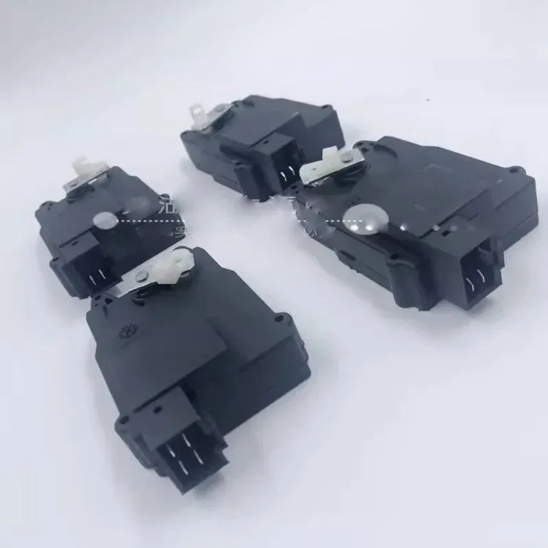 1PCS Door Central Lock Block for Chery QQ Sweet QQ6 QQ3 A1 Kimo Car Accessories S11-6105350 S11-6105360 S11-6205350 S11-6205360 sayaragear