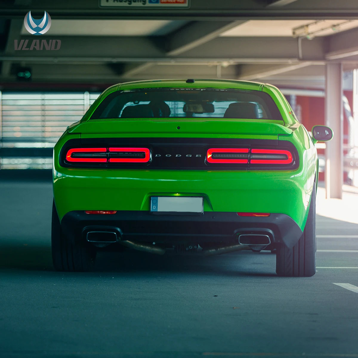 Vland 08-14 Challenger 3rd Gen (LC) Pre-Facelift Tail Lights With Sequential Turn Signal sayaragear