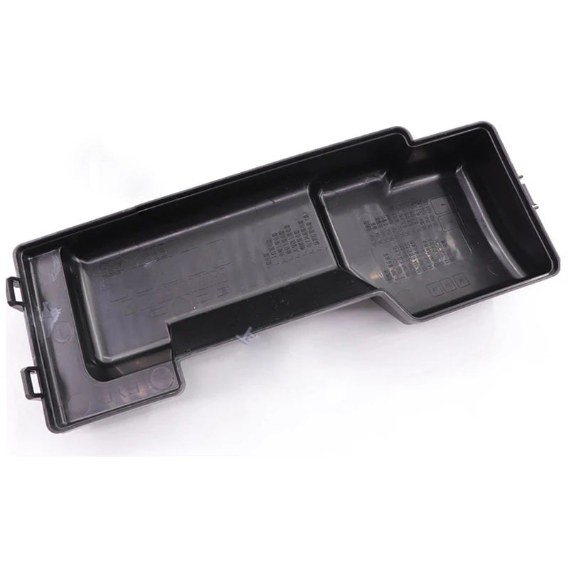Front Cabin Fuse Box Cover for BYD F0 Power Distribution Box  Upper Cover Car Accessories LK-3722012C 10461534-00 sayaragear