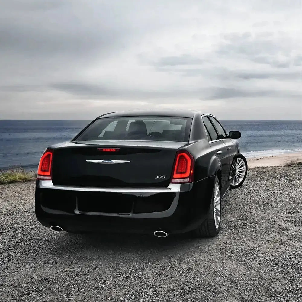 Vland 11-14 Chrysler 300 & Lancia Thema LED Tail Lights With Start-up Animation sayaragear