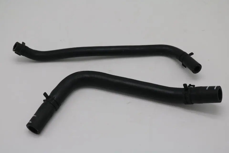 Assist Pump Oil Pot Pipe for BYD S6 2.0 483Q Power Steering Pump Oil Tank Inlet / Return Rubber Hose S6-3406300  S6-3406200 sayaragear