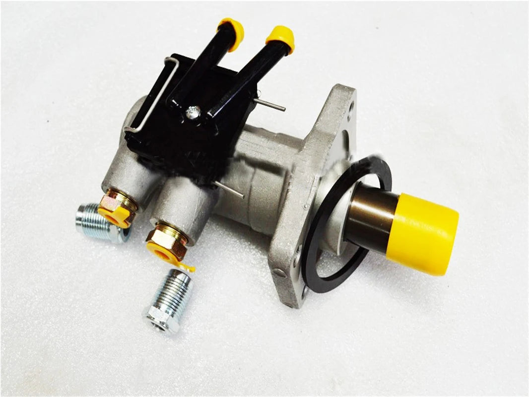 original 1pcs 1105935500013 Brake master cylinder, Foton Aumark truck high quality sayaragear