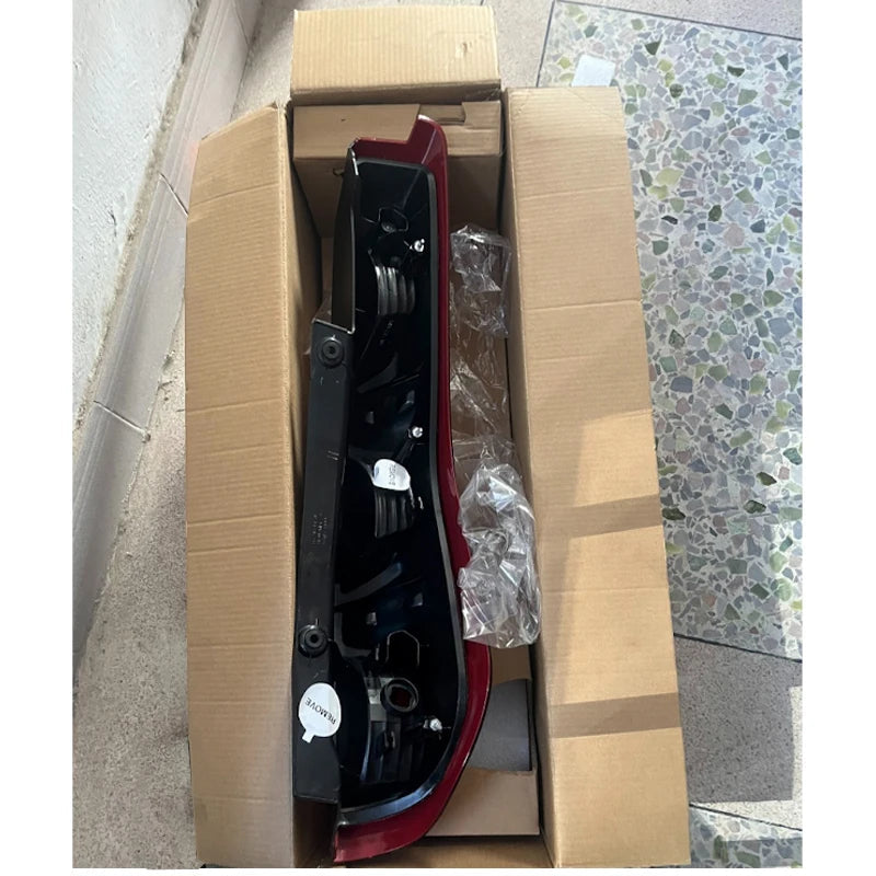 For Nissan X-Trail 07-11 Car Taillight Half Assy OEM Rear Lamp without Bulb Turn Signal Reverse Lamp Direct Fit Replacement sayaragear