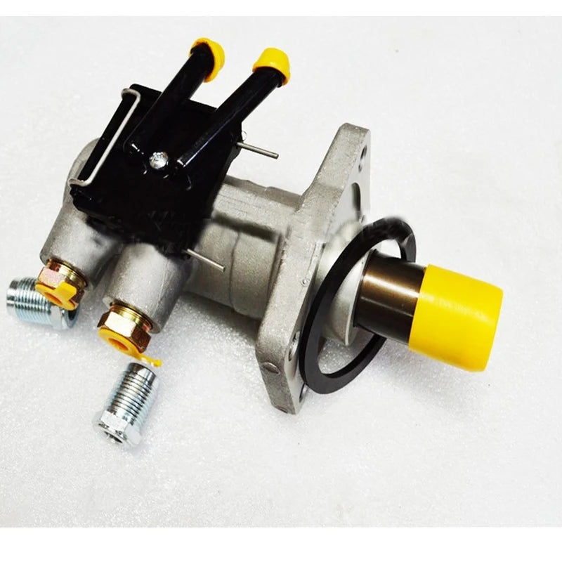 original 1pcs 1105935500013 Brake master cylinder, Foton Aumark truck high quality sayaragear