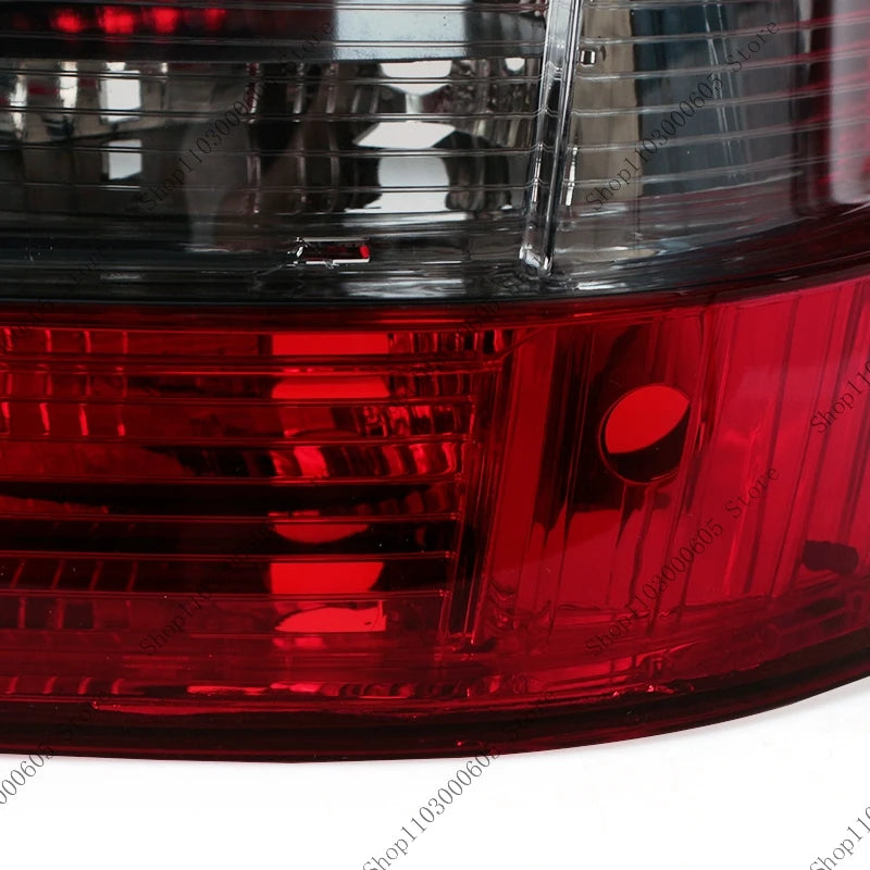 Rear Tail Light For Mercedes-Benz W204 GLK GLK300 GLK350 GLK200 2008-2012 Turn Signal Light Brake Warning Light Reversing Light - sayaragear