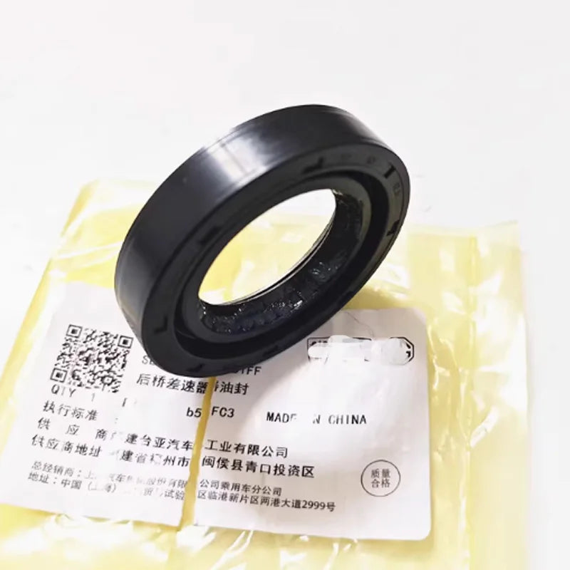 10710877 Original rear axle differential oil seal For SAIC MG RX8 sayaragear