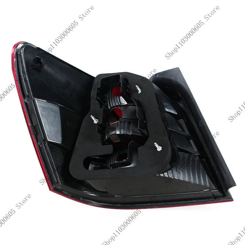 Rear Tail Light For Mercedes-Benz W204 GLK GLK300 GLK350 GLK200 2008-2012 Turn Signal Light Brake Warning Light Reversing Light - sayaragear