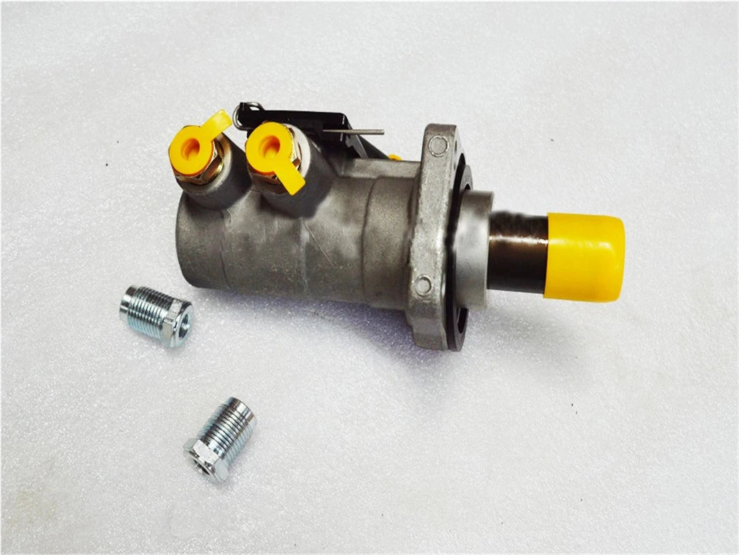 original 1pcs 1105935500013 Brake master cylinder, Foton Aumark truck high quality sayaragear