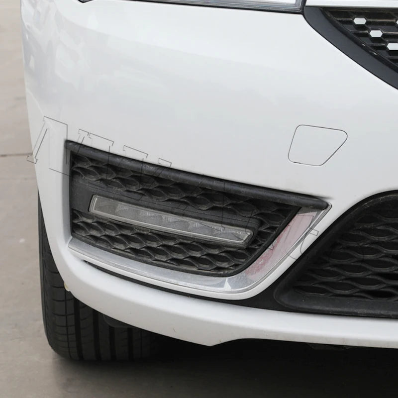 Car Left Right Front Bumper Lights Fog Lights Daytime Running Lights For Chery Arrizo 5 Arrizo 7 KARRY K60 Tiggo 3 sayaragear