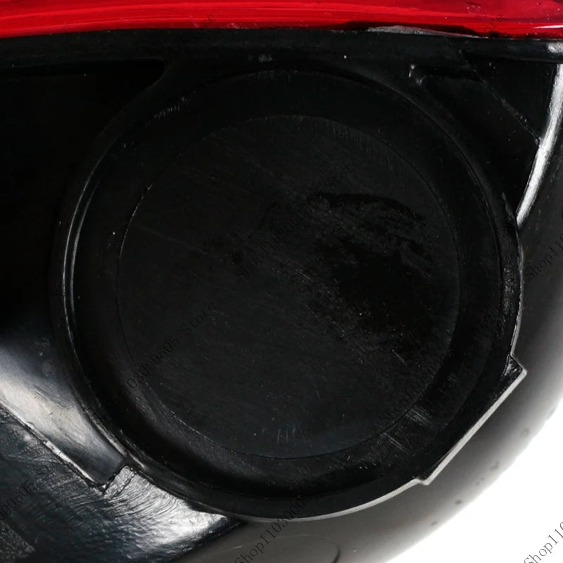 For Dacia Duster 2018- Auto Parts Rear Bumper Reflector Rear Fog Lamps Brake Signal Lamp Reflective Marker 265650001R 265600001R - sayaragear
